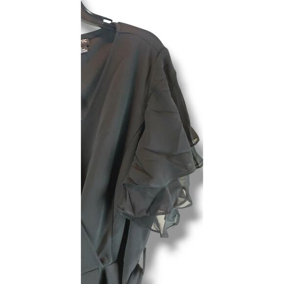 City Chic Plus Size Flutter Sleeve Wide Leg Jumpsuit Black Size Large 20 - Picture 8 of 11